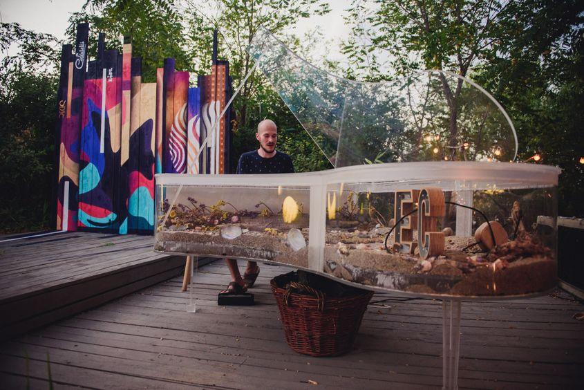 Paul Drăgușin, Gramofone. <em>Foto: Ioana Epure</em>