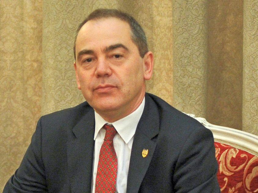 Senatorul Vlad Alexandrescu dezvăluie abuzurile la care sunt supuși copiii orfani sau părăsiți din România FOTO Arhiva personală