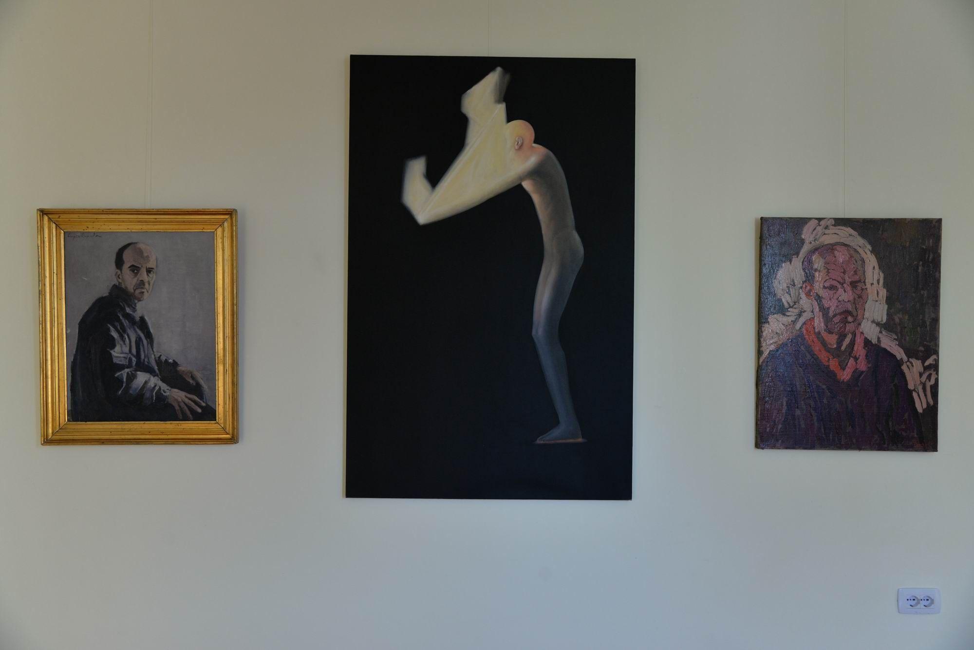 <em>Expoziția „Corneliu Baba și elevii săi”. MAMCO Pavel Șușară. Foto Lucian Muntean</em>