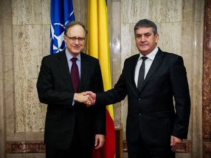 Raid la MAI: Gabriel Oprea, "trollat" de românii cu umor