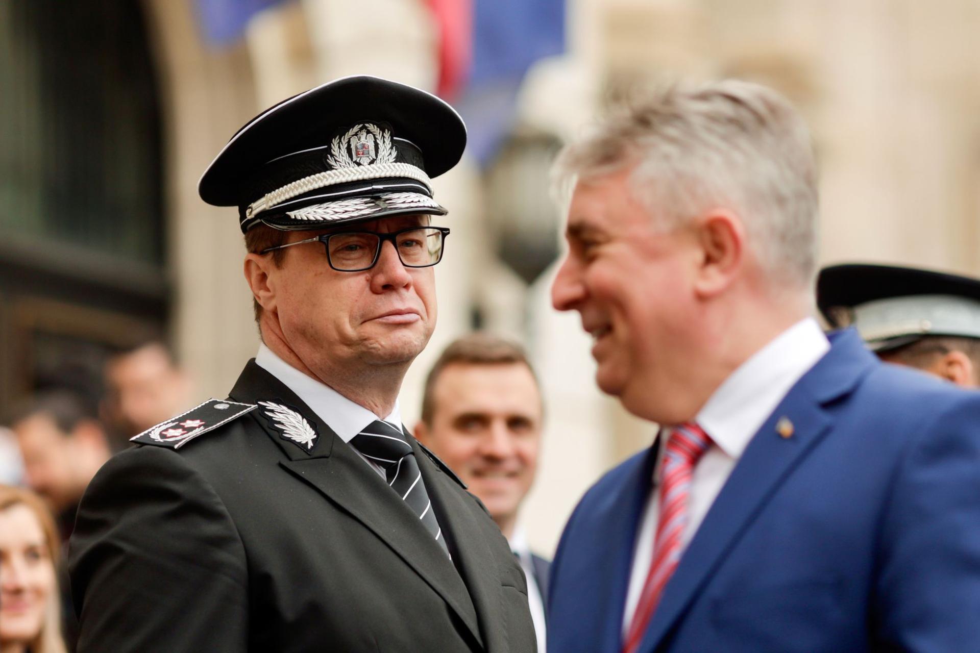 Benone Matei, șeful Poliției Române, și Lucian Bode, ministrul de Interne au promis ferm la 18 februarie 2022 că vor declanșa o investigație internă pentru a-l descoperi pe autorul scurgerii unei probe dintr-un dosar penal. Acea investigație internă nu a avut loc niciodată. FOTO: GEORGE CĂLIN, INQUAM PHOTOS