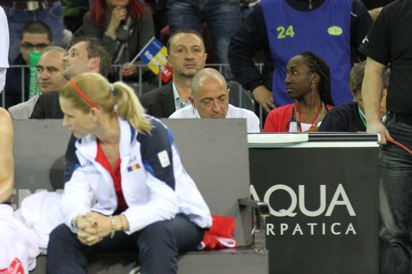 FED Cup la Cluj: Joanne Mbeche e în dreapta imaginii. Foto: Daniel Rus