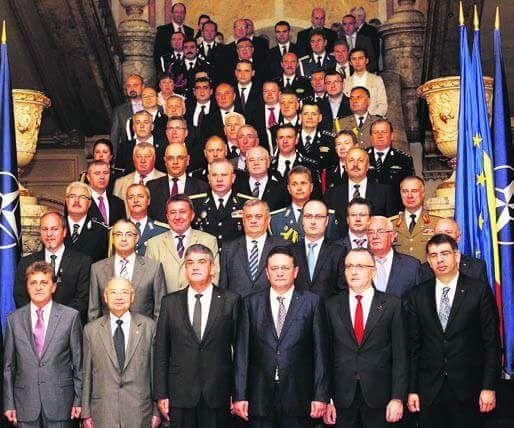 17 iunie 2015. O parte dintre membrii fondatori, la Cercul Militar, cu ocazia conferinței de prezentare a ASSN.
