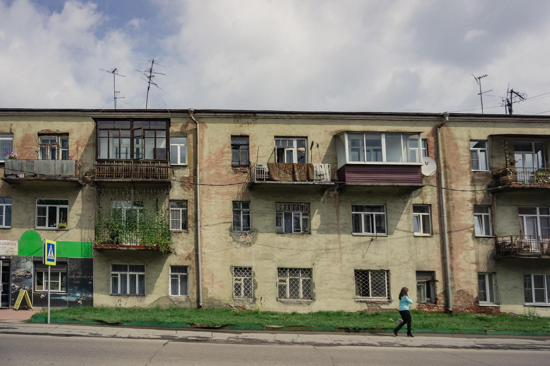 Stradă din Irkuțk, oraș din Siberia, aflat la mare distanță (economic și geografic) de Moscova. Foto: Ioana Epure