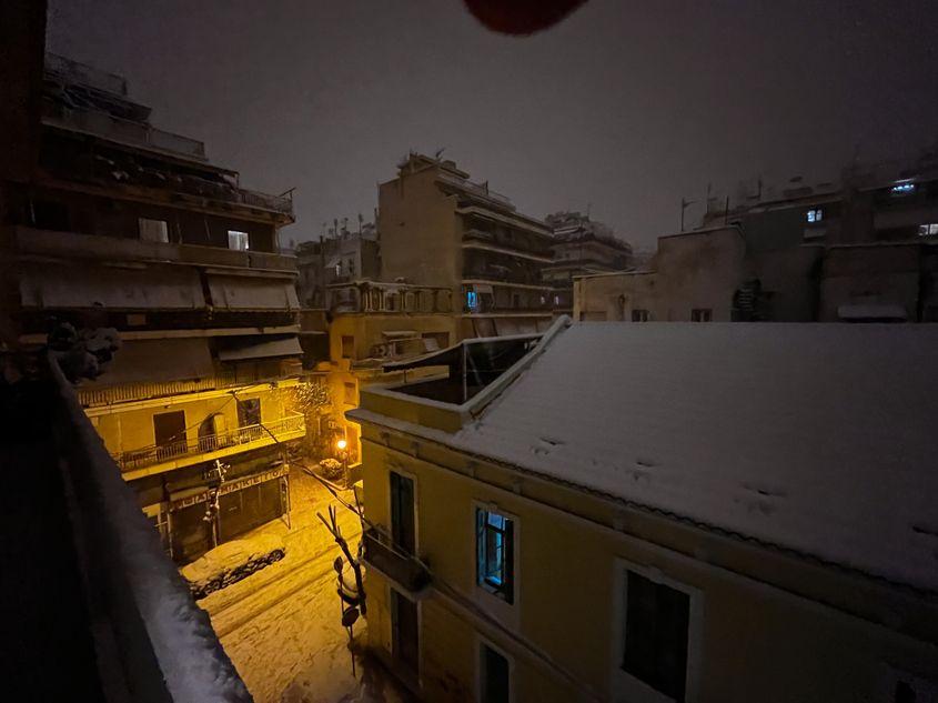 Uneori cade zăpadă și în Atena. Catastrofă.