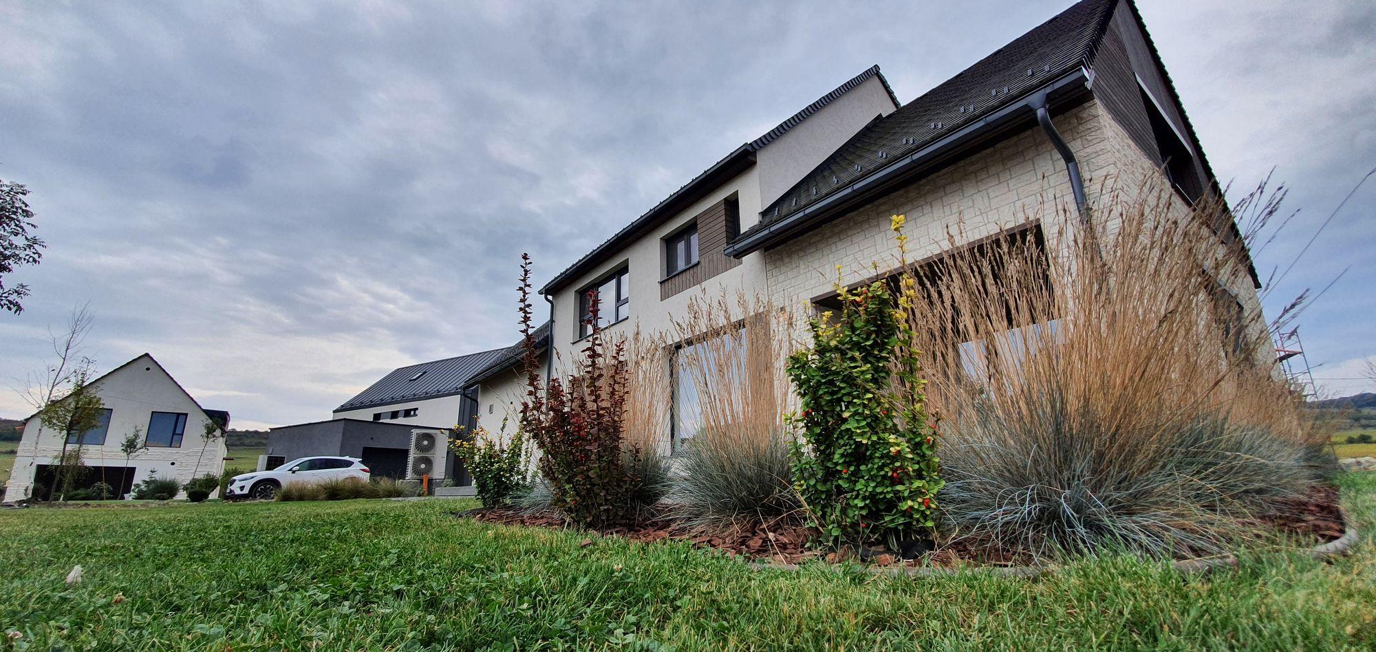 Casă de la Colina Nouă - crearea unei comunități este esențială pentru reușita proiectului