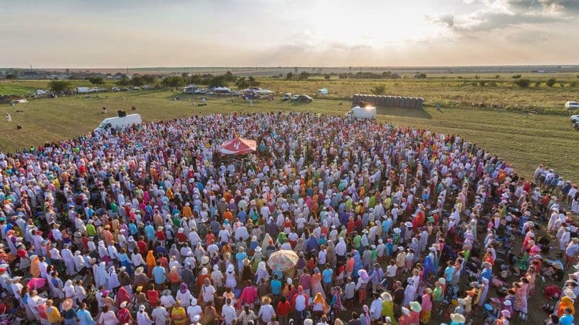 Tabăra spirituală yoghină ezoterică de vară 2023 s-a desfășurat în luna septembrie. Foto: facebook/Mișcarea de Integrare Spirituală în Absolut