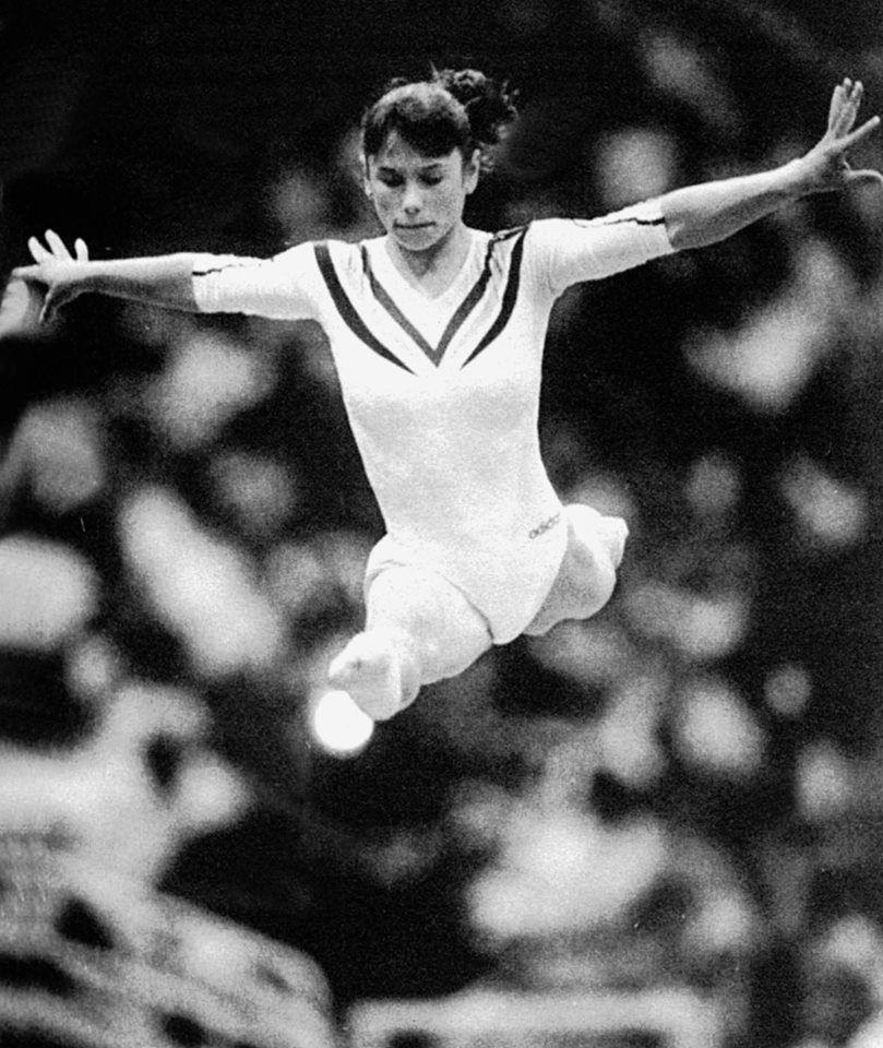 Lavinia Miloșovici, evoluția de aur de la sol, la JO Barcelona 1992. Foto: Federația Română de Gimnastică