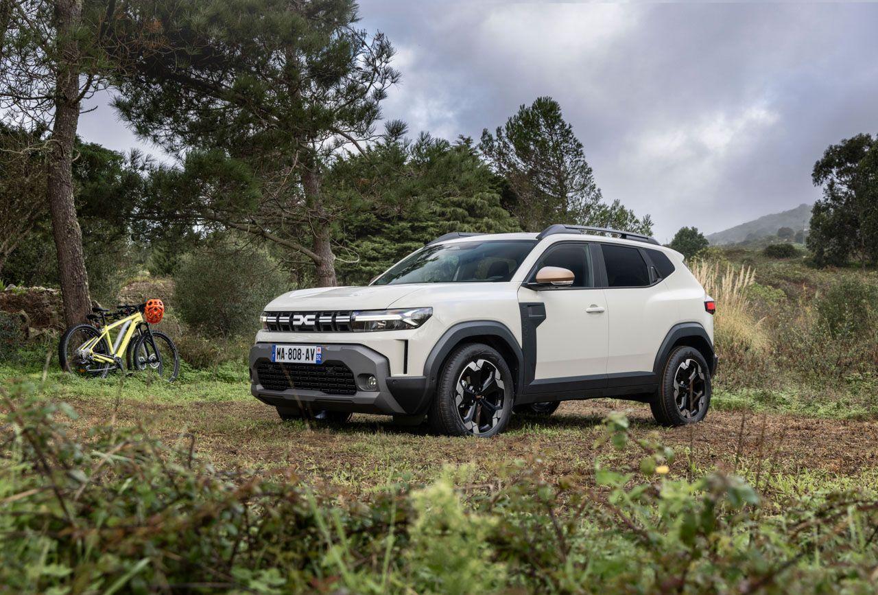 A treia generație de Dacia Duster e o mașină mult mai „românească” decât ar crede unii. Dar este un produs internațional, gândit și proiectat internațional, chiar dacă e industrializat în România