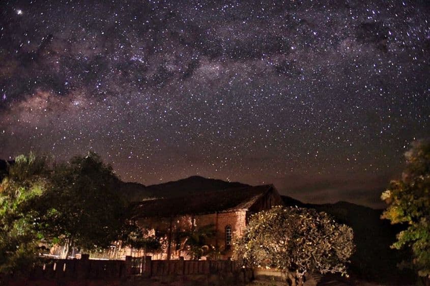 Noaptea, la Lupingu, stelele se văd mai bine decât oriunde altundeva. Foto: Ioana Epure