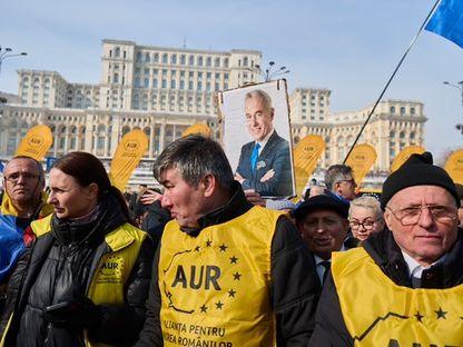 Delir pe Tik Tok, după alegeri. Susținătorii lui Simion rostogolesc scenarii apocaliptice: „vine războiul” și „ne-am vândut țara”