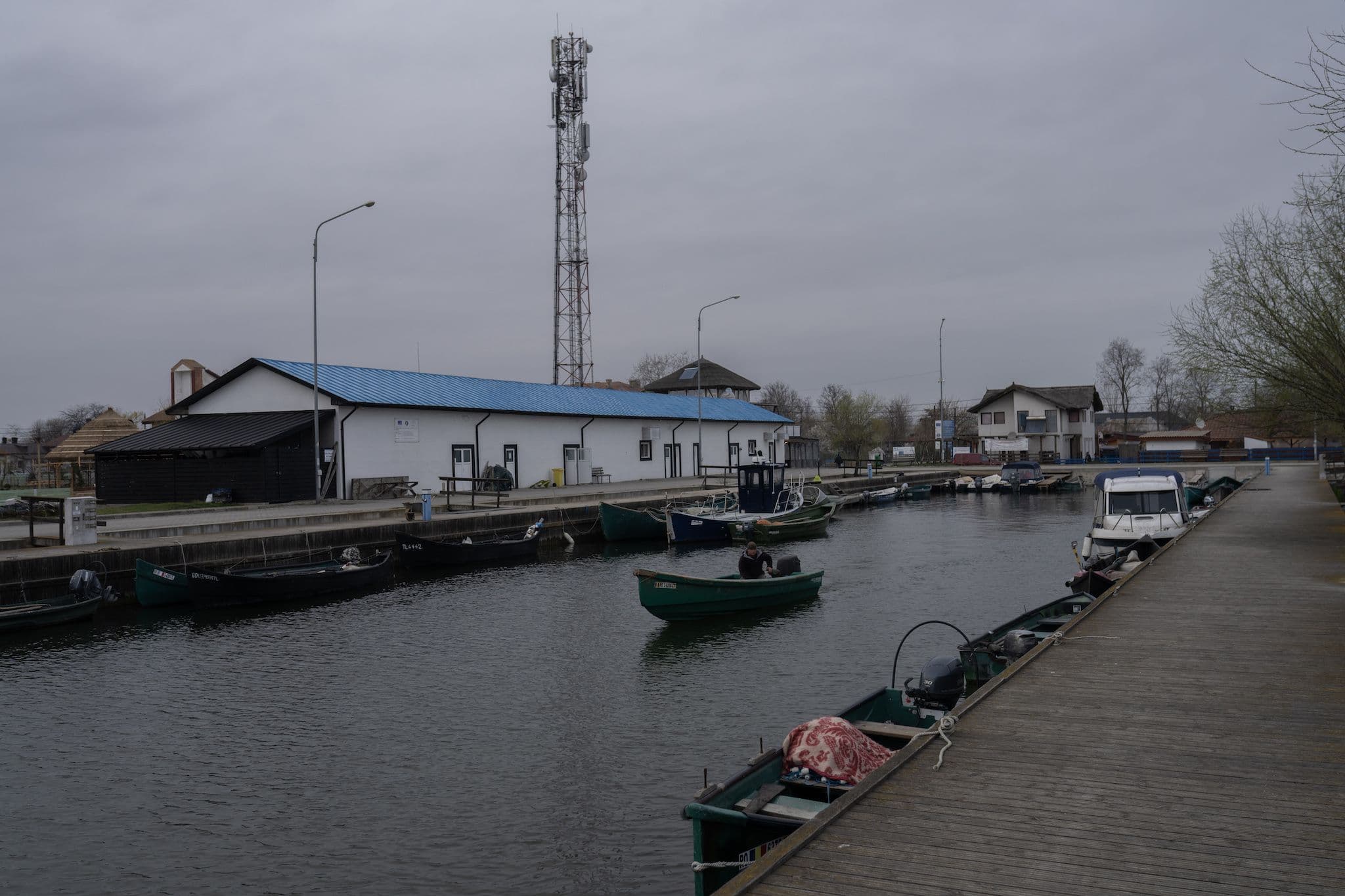Debarcaderul din Sfântu Gheorghe, principala zonă de acces în comună. Foto: Andreea Câmpeanu