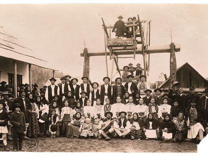 Ia - cămașa tradițională românească