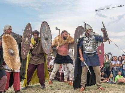 Brânză. Buză. Viezure. Zer. O țară numită Dacia