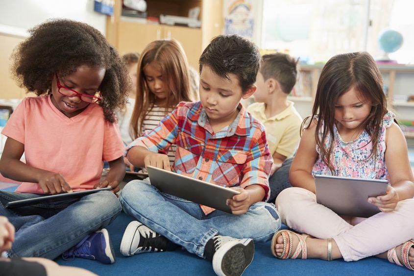 ID 128590286 | Children Technology School ©
Monkey Business Images | Dreamstime.com