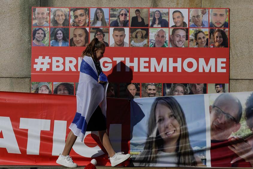 Mitingul „Solidari cu cetăţenii israelieni ţinuţi ostatici în fâşia Gaza” organizat de Ambasada Israelului în București, 12 noiembrie 2023. Foto: Inquam Photos / Octav Ganea
