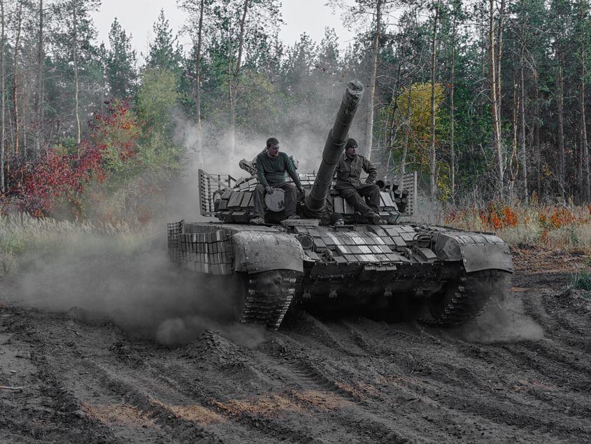 Tanc T-64 gata de luptă în regiunea Donbas. Imagine ilustrativă. Foto: ID 196188981 © Vadym Farion | Dreamstime.com