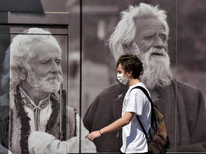 Cu mască și fără mască: cum ne apără măștile de COVID-19?