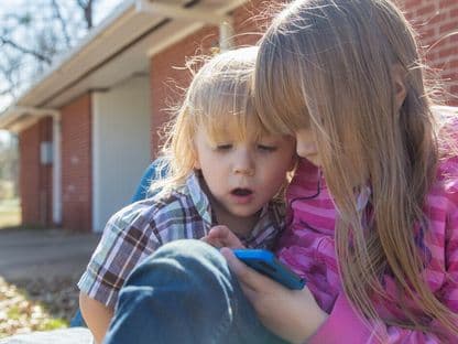 Aplicația care-i pârăște pe copii părinților