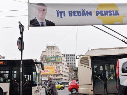 MICILE SPERANȚE. Ei ridică steagul ca să treacă pragul