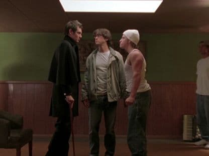 Brick. Interzis adulților