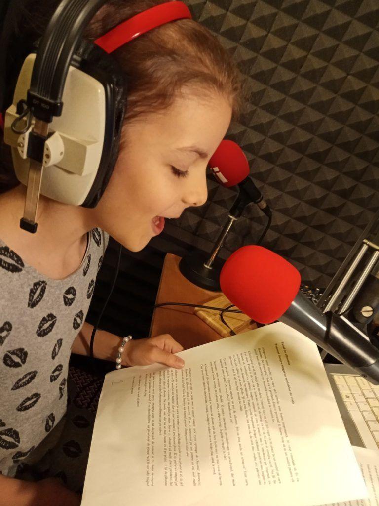 Petra este vocea din spatele tuturor podcasturilor EDUboost. FOTO Facebook „A fost odată”
