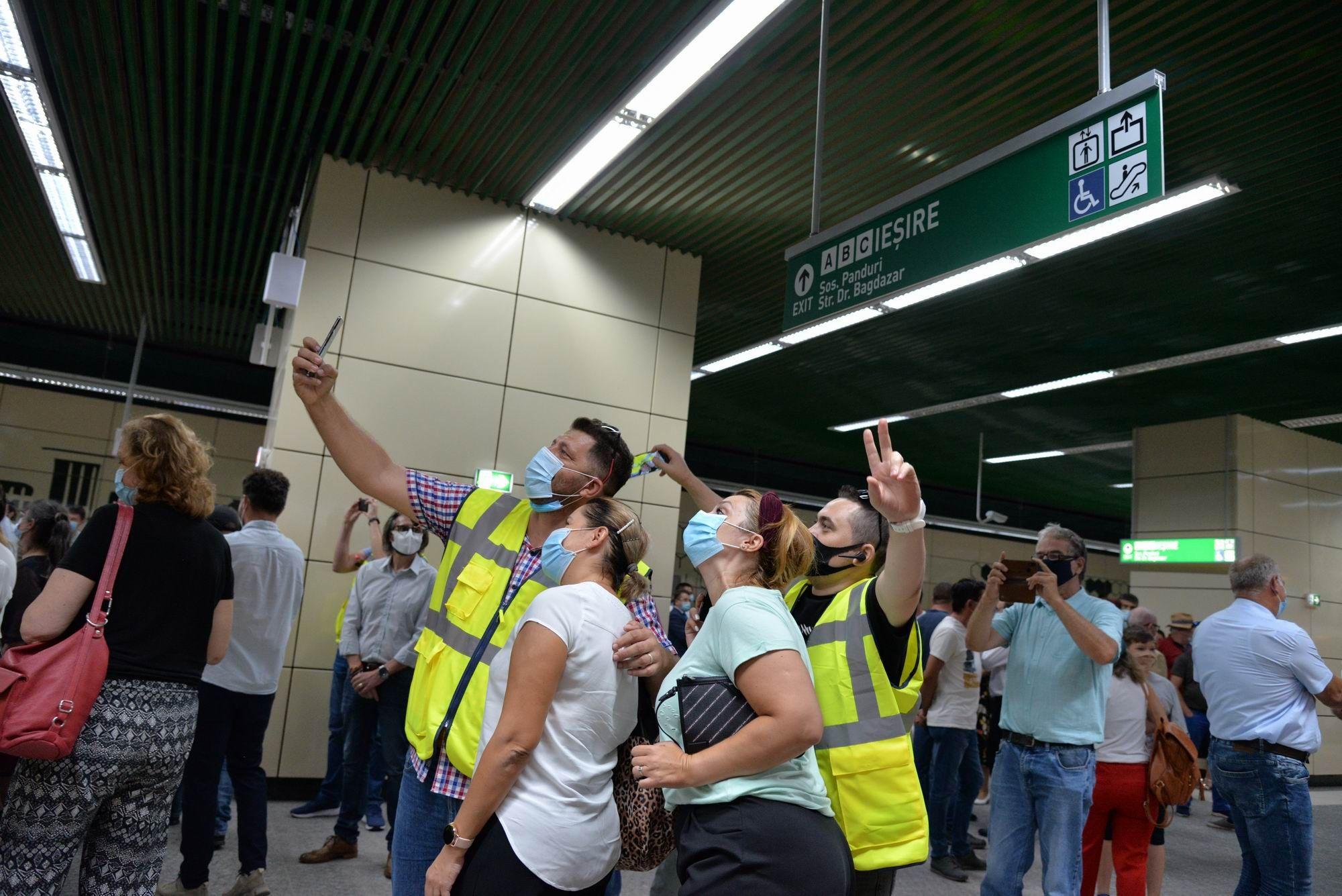 Inaugurarea noii magistrale de metrou M5 Eroilor - Drumul Taberei. Foto Lucian Muntean