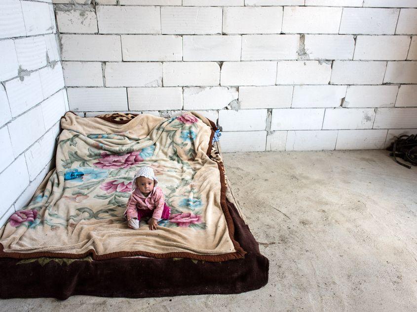 În 2014, o treime dintre copiii României trăiau în condiții de lipsuri materiale grave. Foto: Raul Ștef