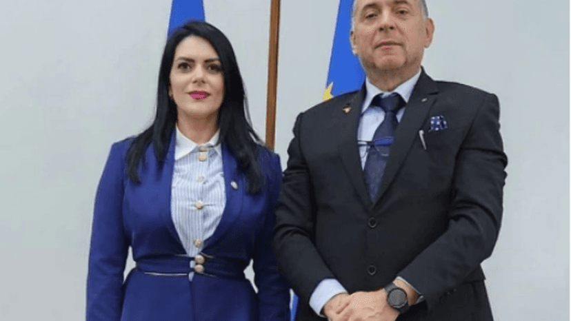 Ioana Păiuș și Sorin Dobîrcianu, fost ofițer SRI codamnat pentru trafic de influență. Sursă foto: Facebook/LinkedIn