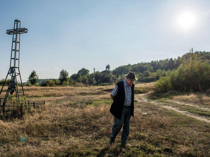 Nicolae Ciurică (85 de ani), luptătorul anticomunist decorat de președintele Iohannis.
Fotografii: Raul Ștef