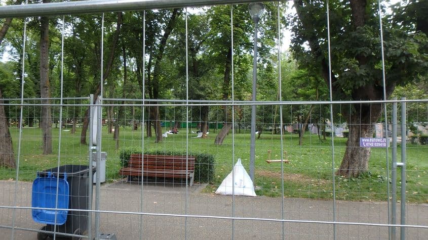 Țarcul din jurul Parcului Central.