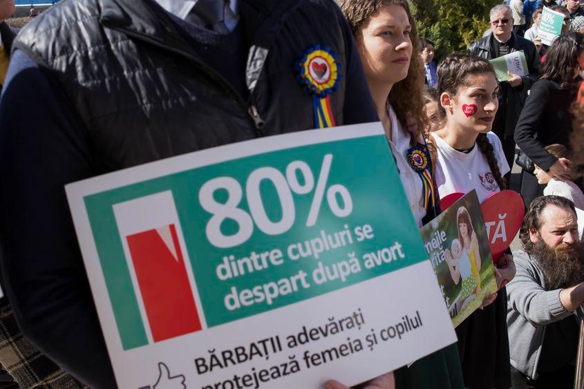 Marșul pentru viață, un eveniment organizat de Asociația Studenți pentru viață împotriva practicii avortului, în Sibiu, sâmbăta, 23 martie 2019. Inquam Photos / Ovidiu Dumitru Matiu