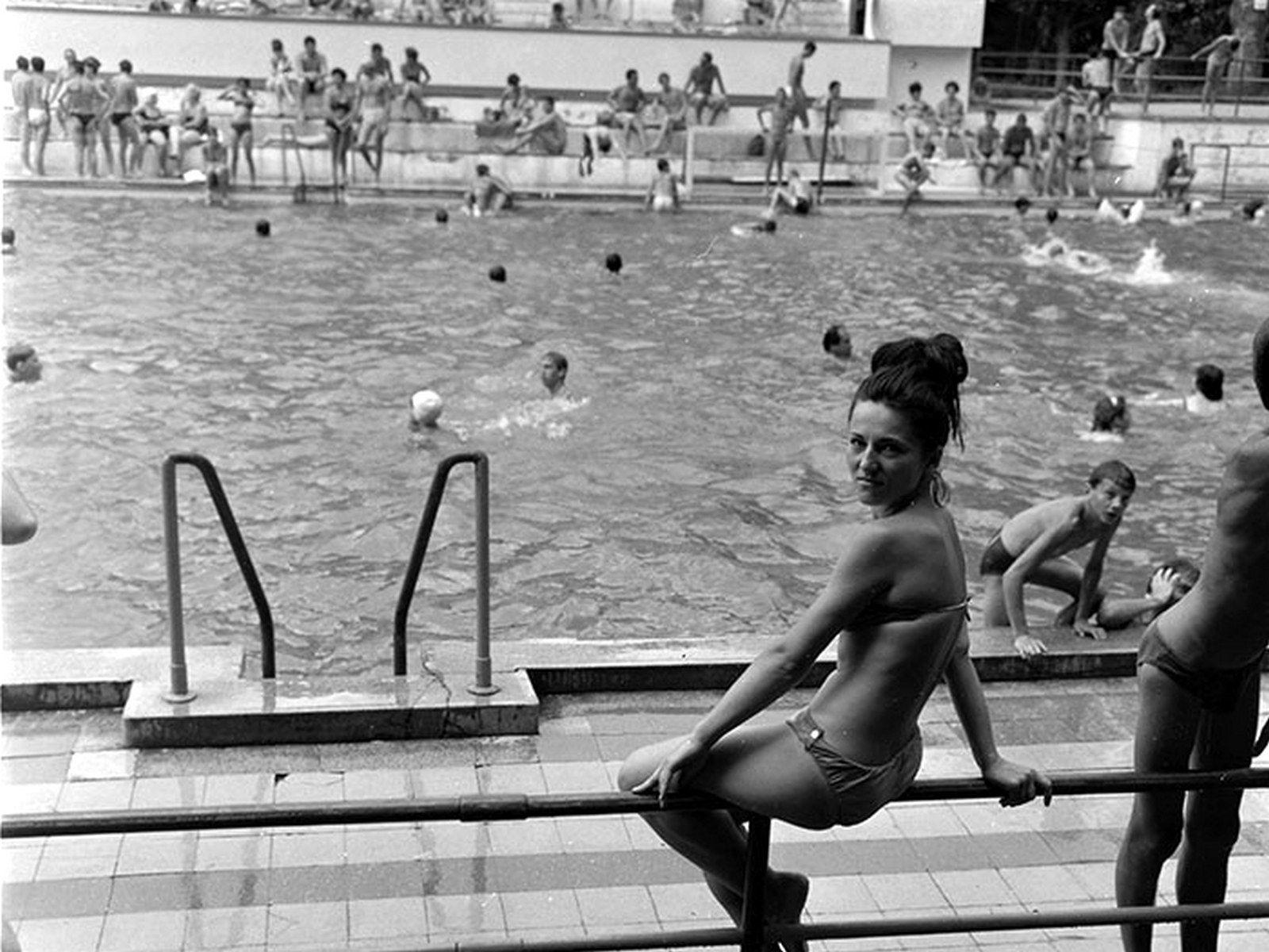 Vechiul ștrand descoperit din Parcul Babeș din Cluj avea mereu apa îngrozitor de rece.