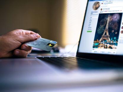 Cine crede algoritmul că sunt