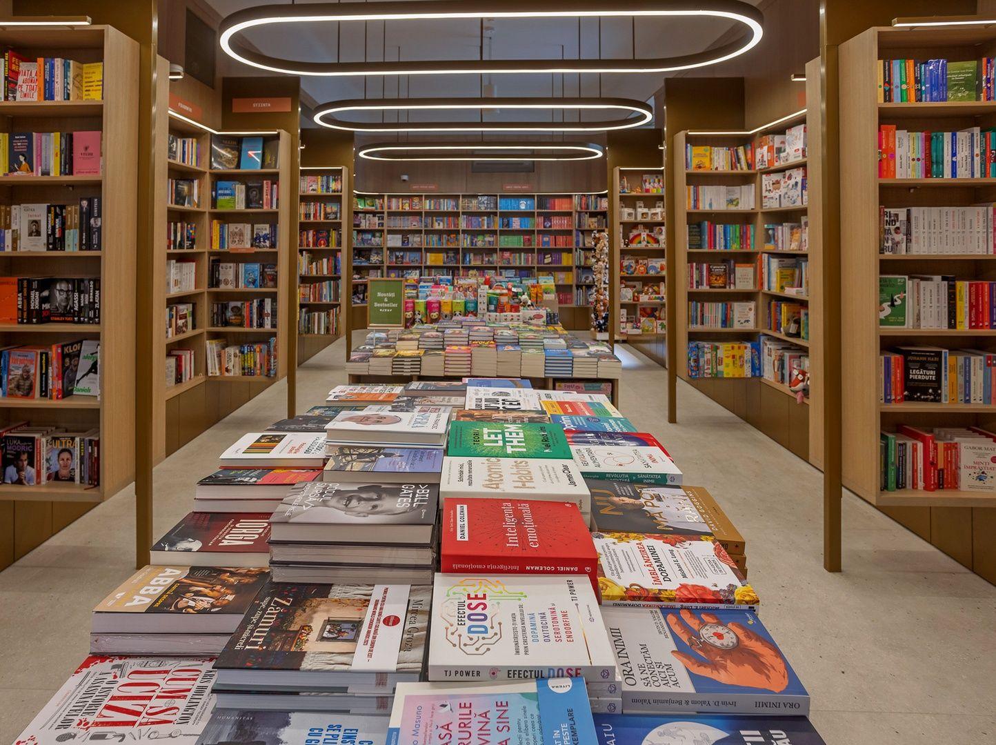 Cărturești Zola, Cluj, foto Roland Váczi