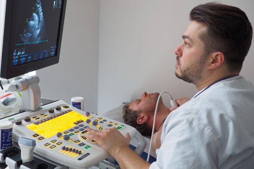 Fotografiile de la spitalul Polaris Medical sunt făcute de autorul acestui articol.