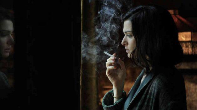 Rachel Weisz a fost elogiată pentru rolul din acest film.