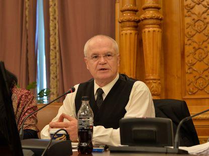 Transparența lui Nicolicea – o glumă a dezbaterii pe tema Legii referendumului