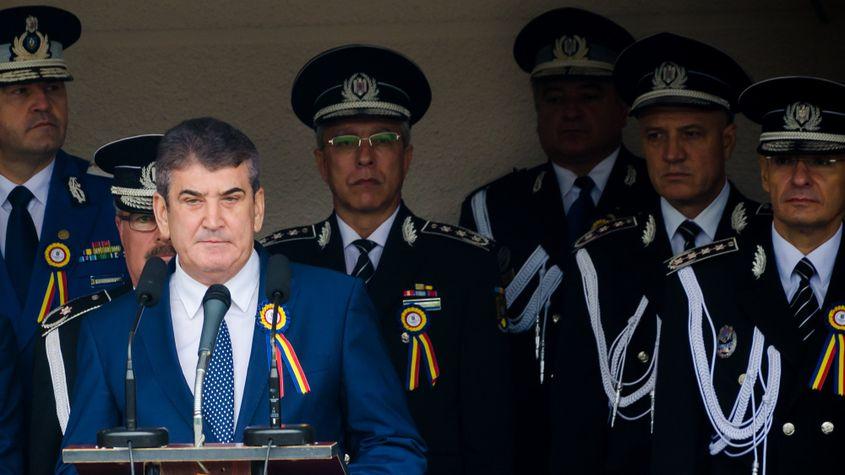Gabriel Oprea, fost vicepremier, ministru al Apărării și ministru de Interne, este părintele politico-militar al înființării primului domeniu doctoral care nu corespunde niciunei științe: Ordine Publică și Siguranță Națională (OPSN). FOTO: mai.gov.ro