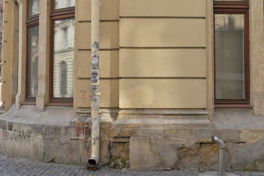 Clădirea Muzeului Național de Istorie are nevoie și de consolidarea fundației, lucrare care nu a fost efectuată în perioada 2002-2006.