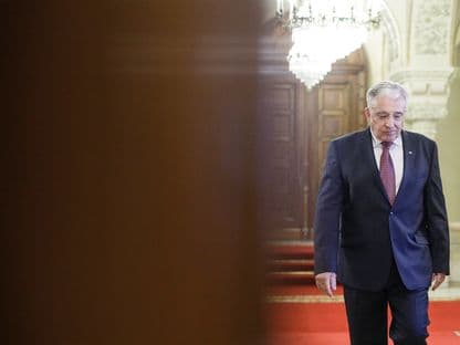 Mugur Isărescu, ofiţer deplin conspirat. Reţeaua DIE de la Institutul de Economie Mondială