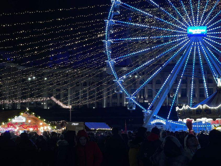 Târgul de Crăciun din București din Piața Constituției. Foto: Lavinia Niță / PressOne