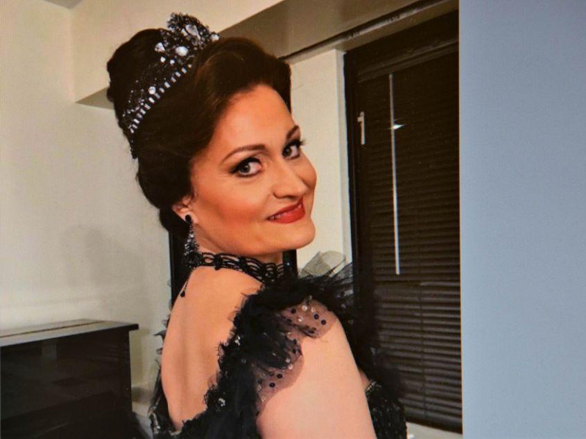 Iulia Isaev, înainte să intre pe scena MET. Foto: Arhiva personală