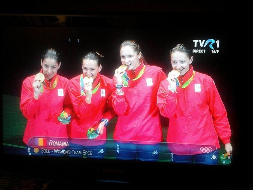 De la stânga la dreapta, Loredana Dinu, Simona Gherman, Simona Pop şi Ana Maria Popescu.