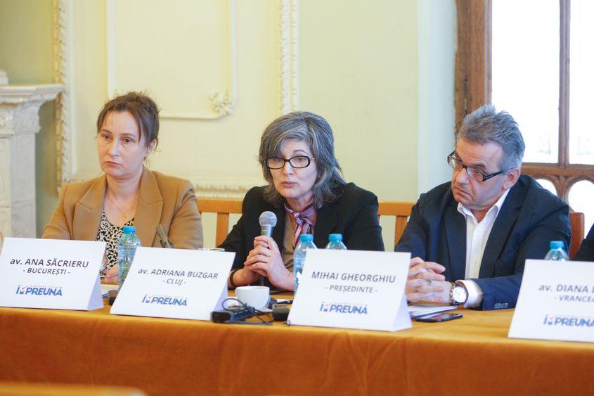 Ana Săcrieru, Adriana Buzgar și Mihai Gheorghiu, președintele formațiunii, participă la conferința cu tema "Copiii români, obiect al unui experiment ideologic?", organizată de Platforma Civică Împreună, urmare a încheierii campaniei de strângere a semnăturilor împotriva ideologiei de gen din Romania, luni, 25 martie 2019. Inquam Photos/Adriana Neagoe