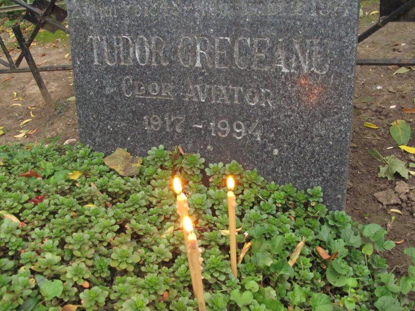 Mormântul lui Tudor Greceanu din cimitirul Bellu. Foto: Ioana Nițulescu/Facebook