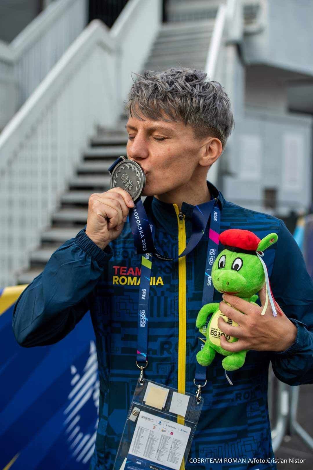 Lăcrămioara Perijoc a luat argintul pentru România la Jocurile Europene Cracovia Malopolska în 2023. Foto: COSR