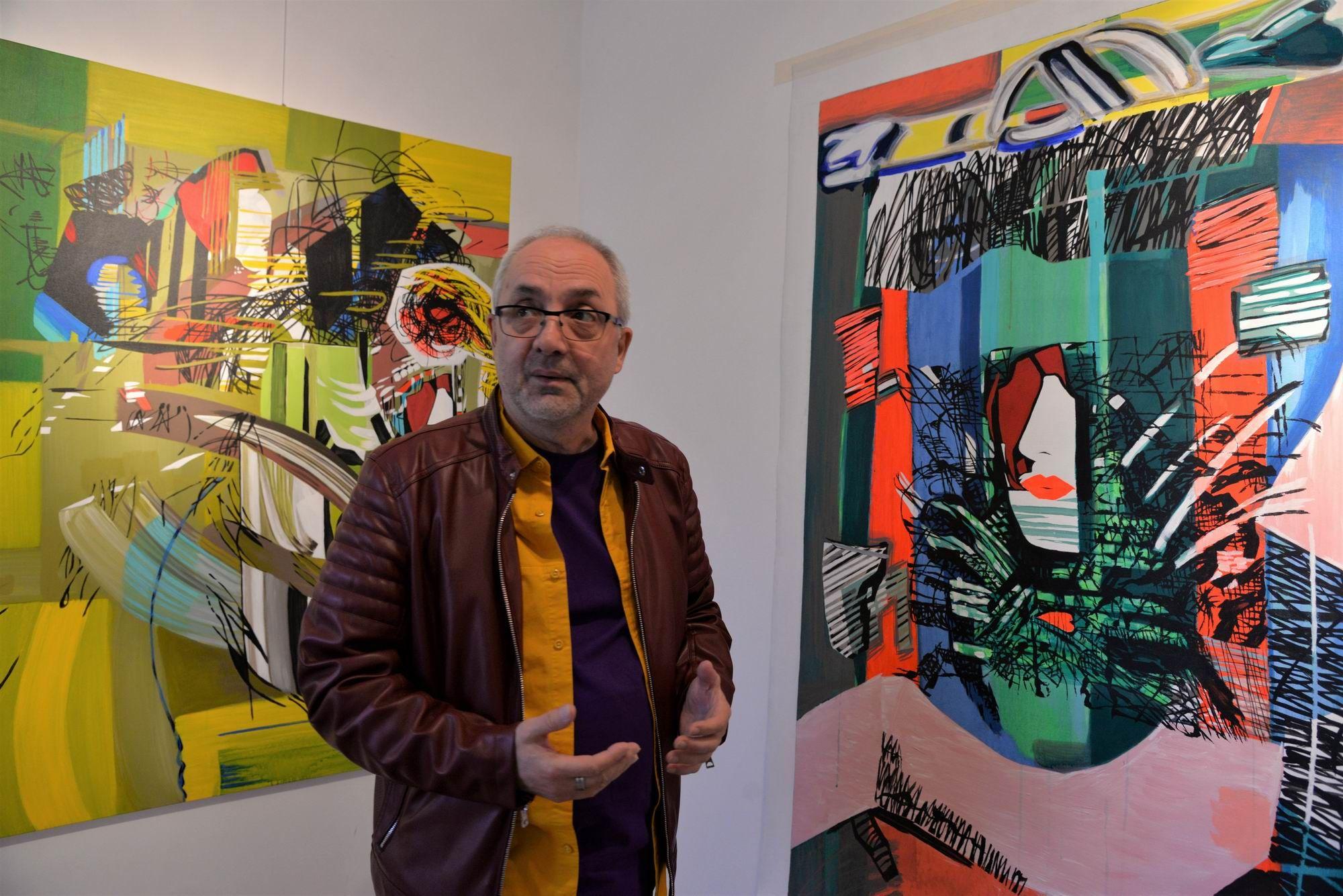Mihail Iordache în expoziția personală la MAMCO din București, aprilie 2021. Foto Lucian Muntean