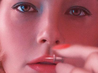 Swallow – Un fel de body horror