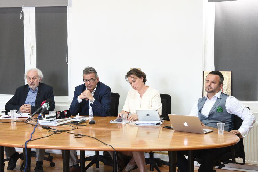 Andrei Manea, Ana Corina Săcrieru, Pavel Chirilă, Mihai Gheorghiu la Conferința de presă ''Apărați copiii României! Apărați drepturile părinților!'', organizată de Platforma civica ÎMPREUNĂ și Coaliția pentru Familie, în Bucuresti, 3 septembrie 2018. Inquam Photos / Alberto Grosescu